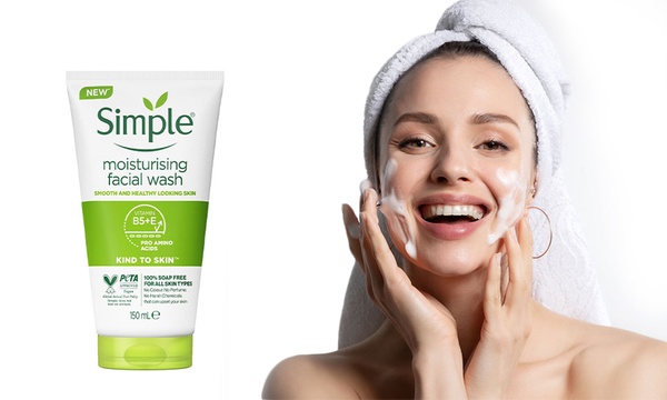 t600x362 Simple Moisturizing Face Wash 150ml - Image 1
